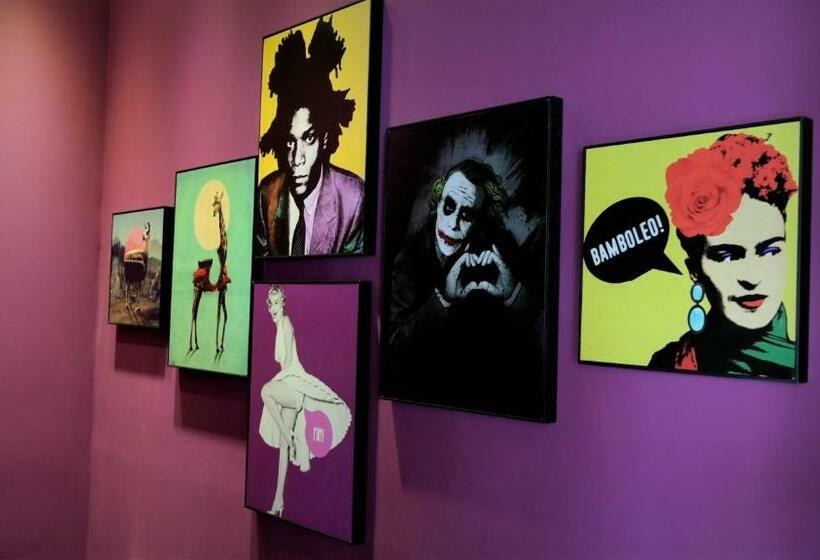 هتل Mr. Hostel Business Lodge