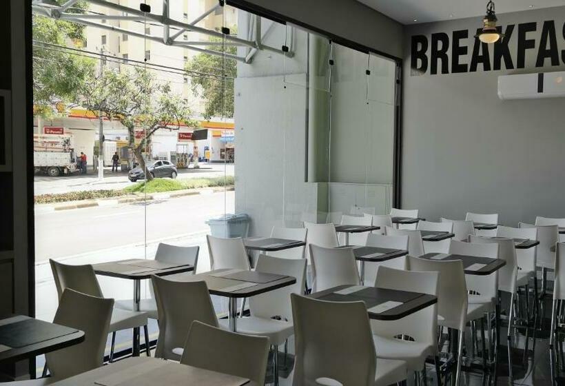 هتل Mr. Hostel Business Lodge