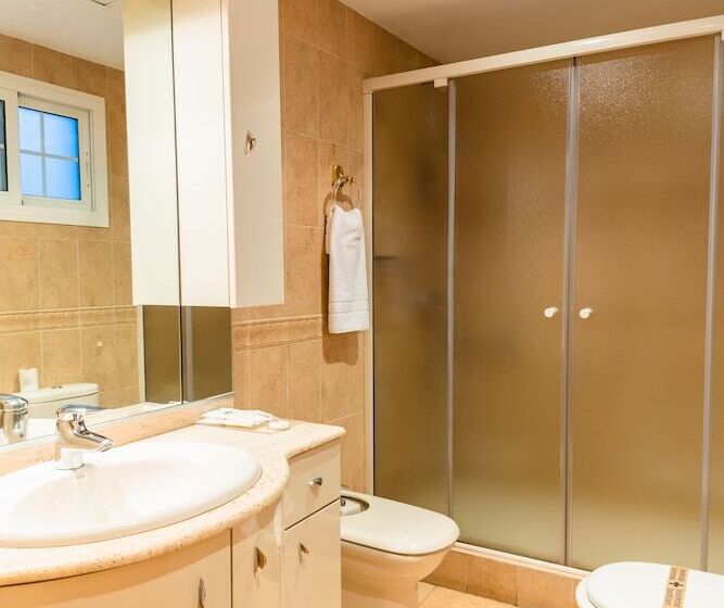 هتل Triana Luxury Home