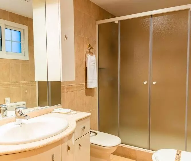 هتل Triana Luxury Home