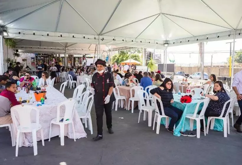 ペンション Pousada Beer In Night