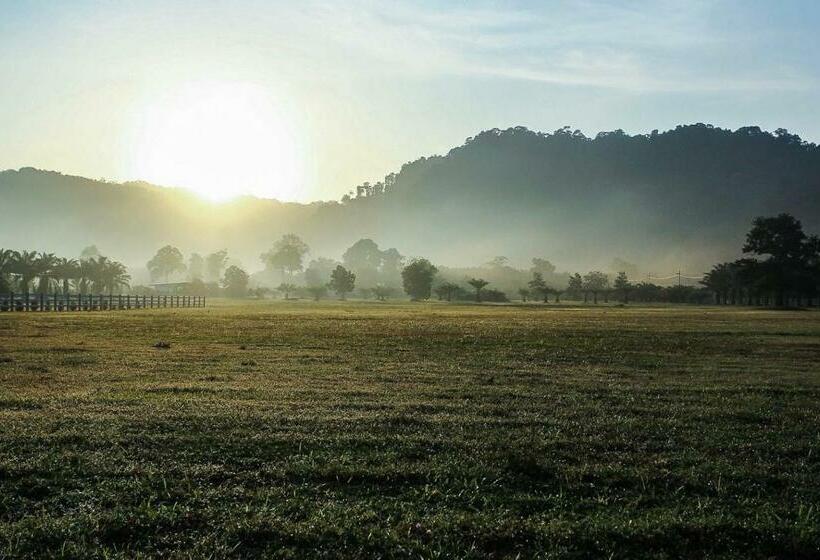 Пансион The La Valle E Resort