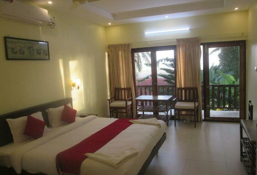 Lagoona Beach Resort, Kovalam