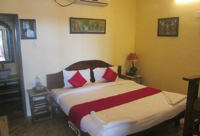 Lagoona Beach Resort, Kovalam