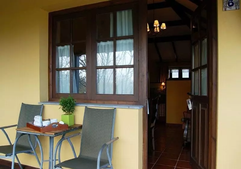 Apartamentos Casona De La Paca