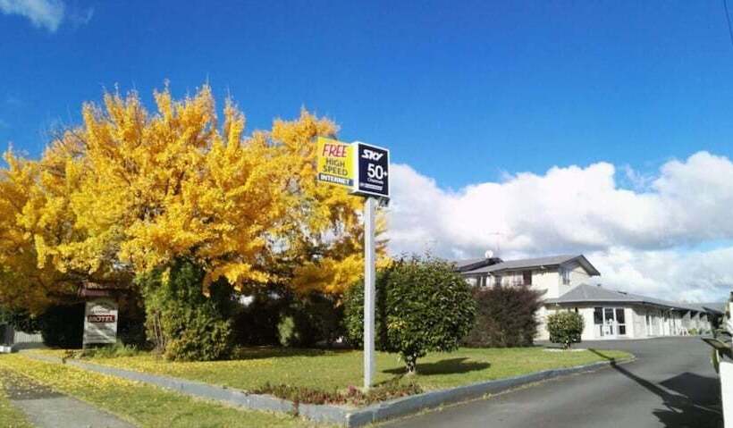 Cambrian Lodge Motel