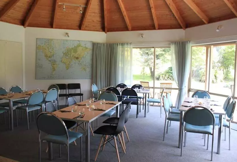 Hotel Abel Tasman Lodge