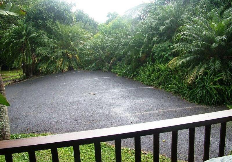 ホテル Atherton Blue Gum