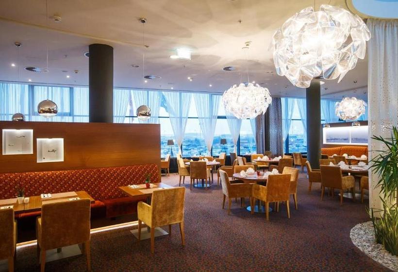 Отель Crowne Plaza St. Petersburg Airport, An Ihg