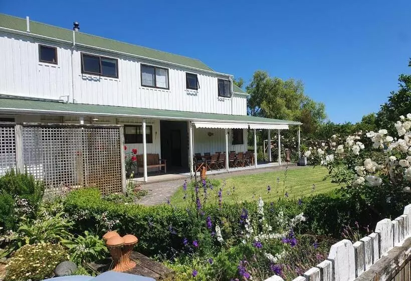 Hotel Jacaranda Lodge