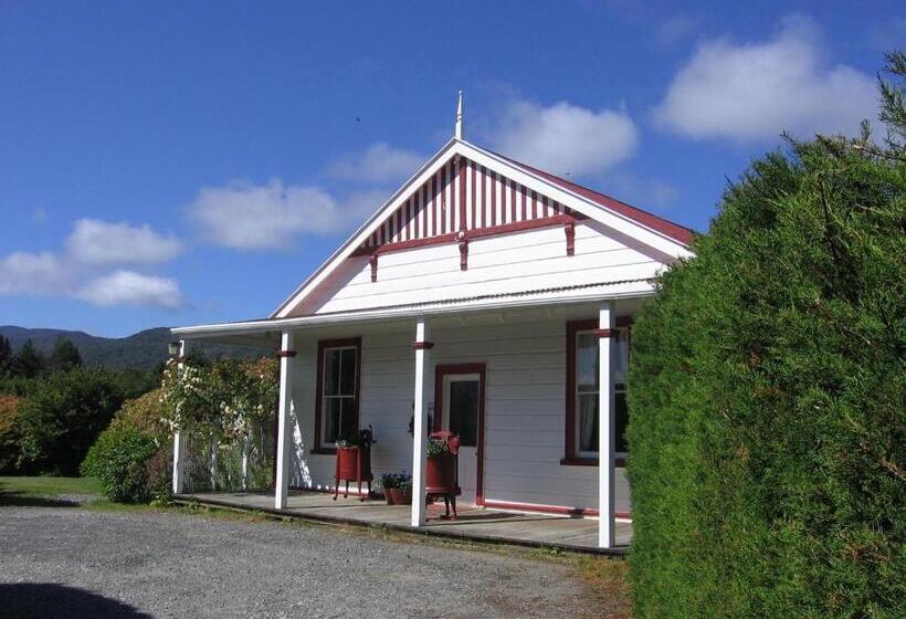 فندق Murrells Grand View House