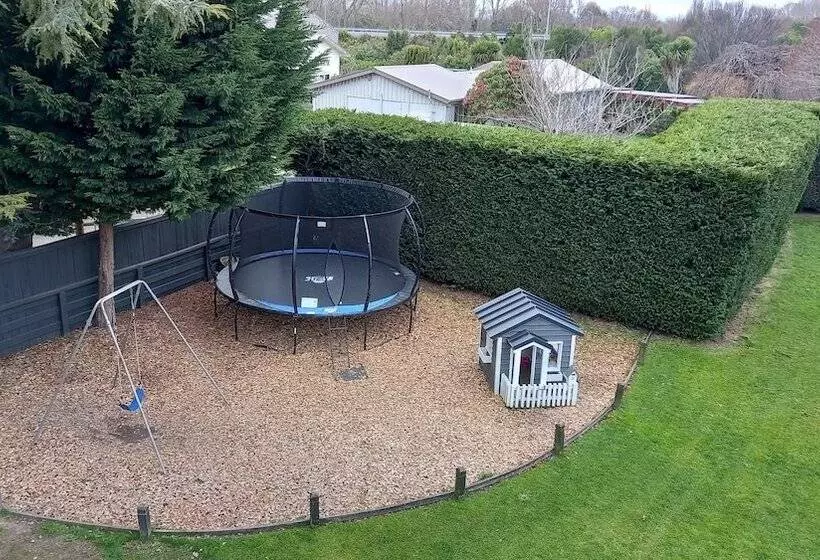 هتل Northwood Motor Lodge