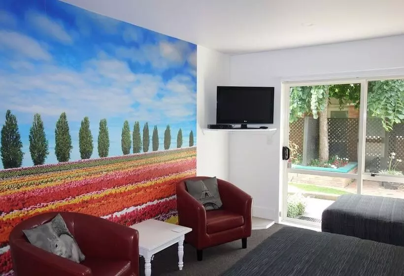 هتل Northwood Motor Lodge