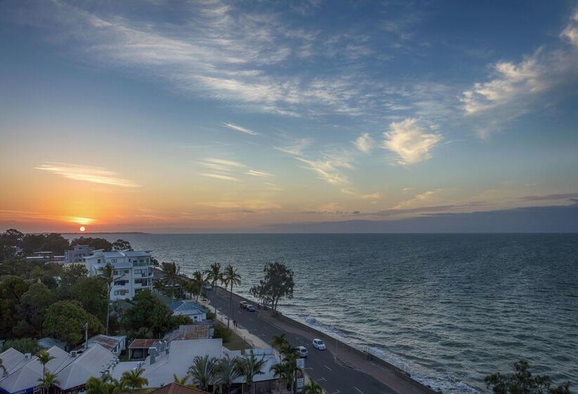 בית מלון כפרי Oaks Resort & Spa Hervey Bay