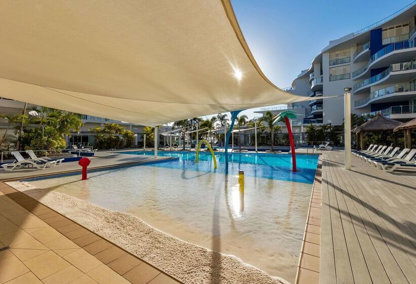 בית מלון כפרי Oaks Resort & Spa Hervey Bay