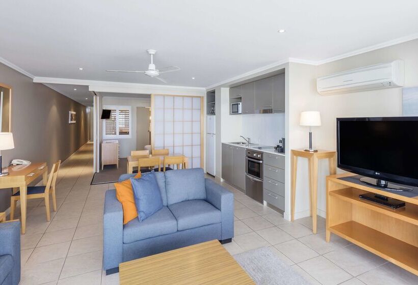 בית מלון כפרי Oaks Resort & Spa Hervey Bay