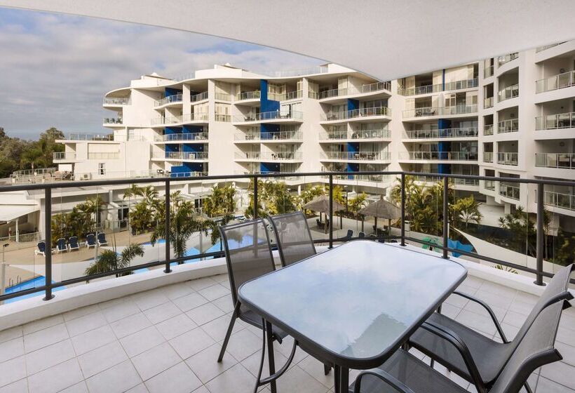 בית מלון כפרי Oaks Resort & Spa Hervey Bay