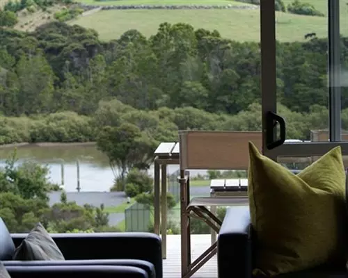 ホテル Riverside Matakana