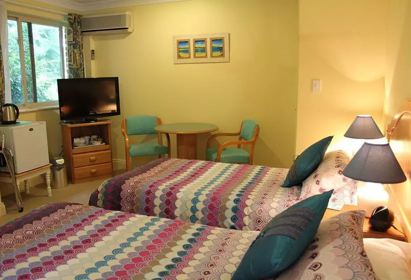 בית מלון כפרי Ruskin House @ Bbsc