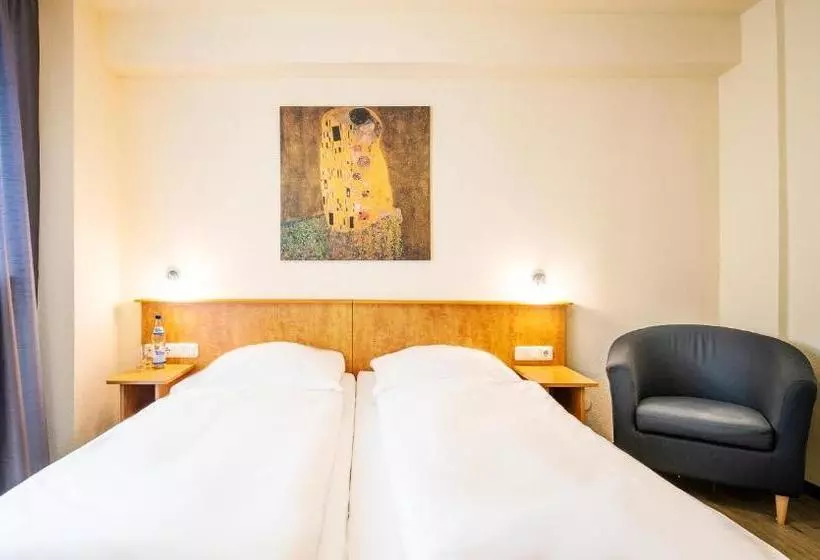 هتل Schroeders City Style