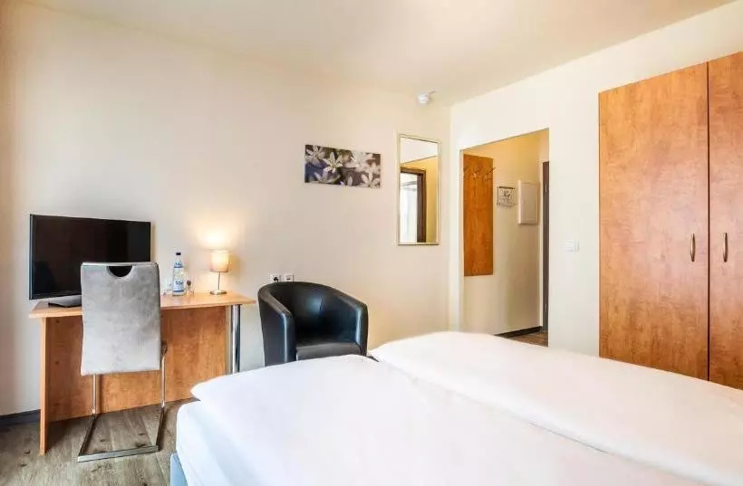 هتل Schroeders City Style