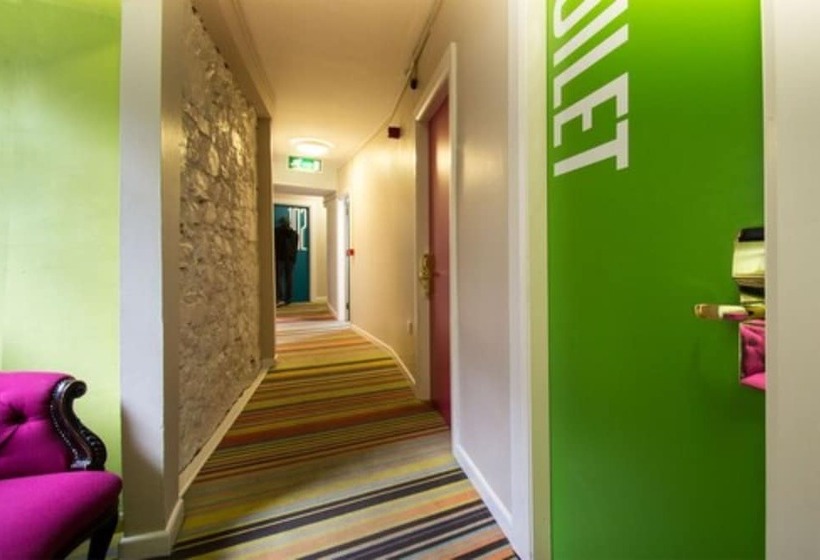 酒店 Snoozles Quay Street Tourist Hostel