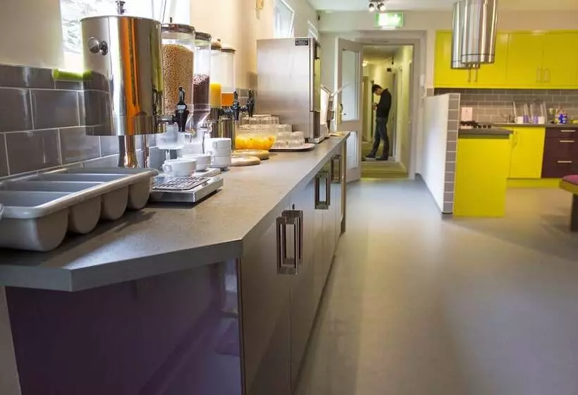 酒店 Snoozles Quay Street Tourist Hostel