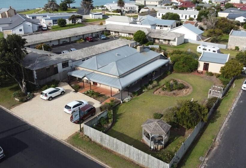 Robe House Heritage Accommodation