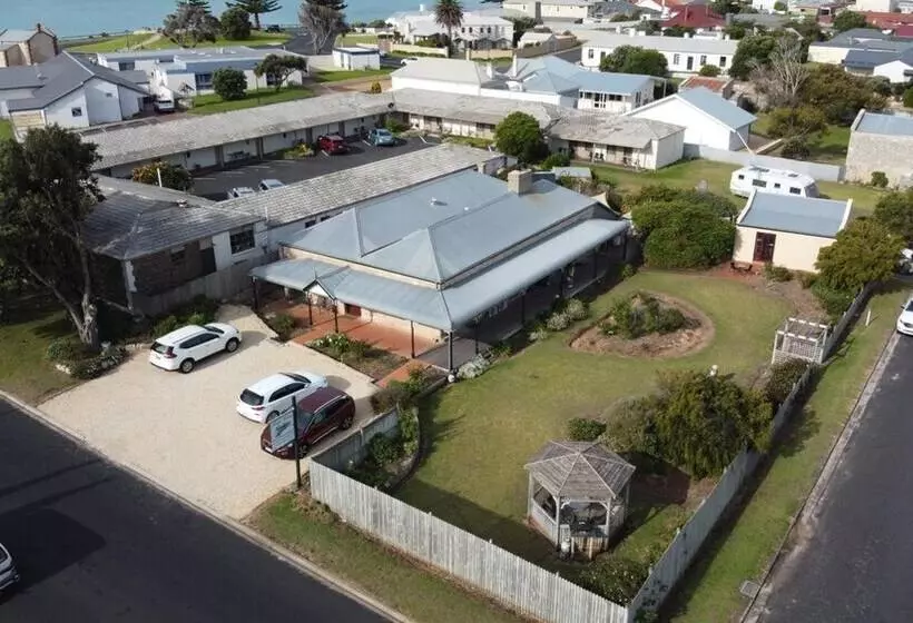 Robe House Heritage Accommodation