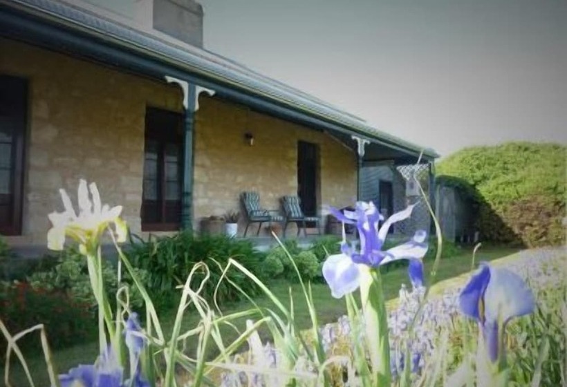 Robe House Heritage Accommodation