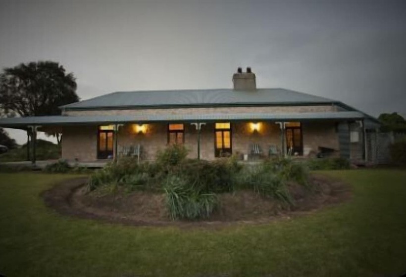Robe House Heritage Accommodation