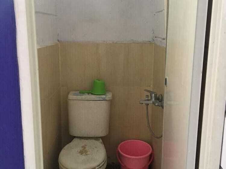 Caraka Hotel Batununggal