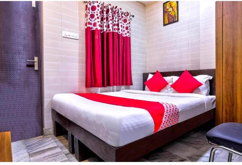 Hotel Chellam Residency
