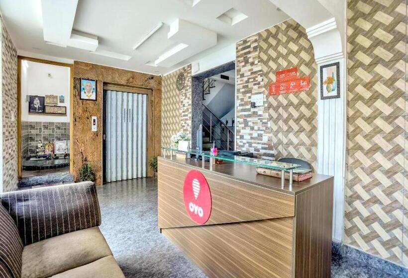 Hotel Chellam Residency