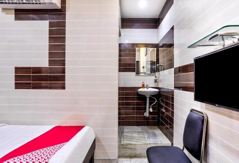 Hotel Chellam Residency