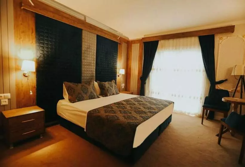 ホテル Ege Palace