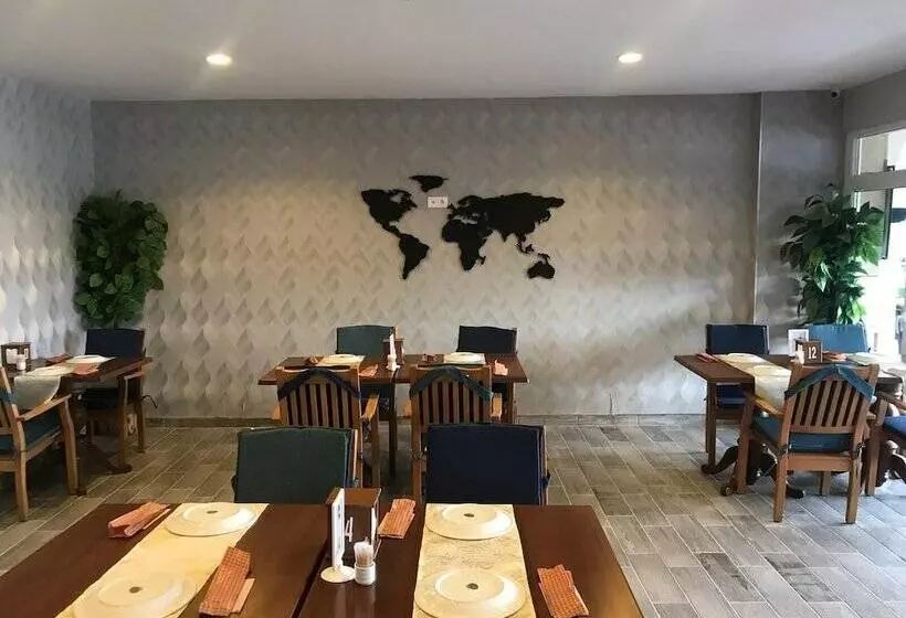 ホテル Ege Palace