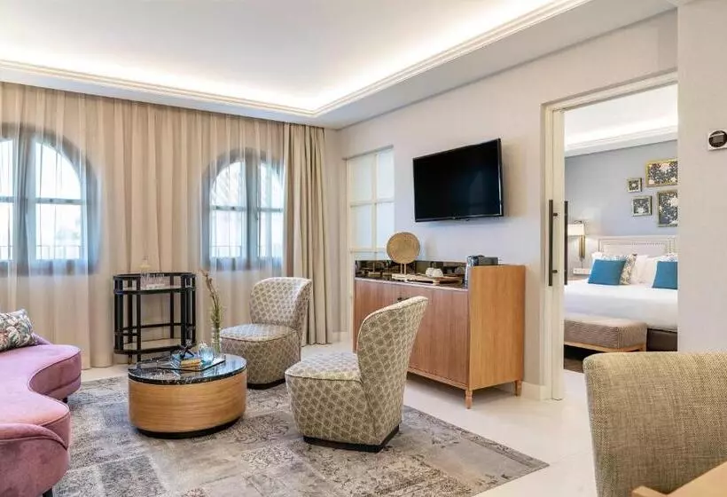 Hotelli Vincci Molviedro