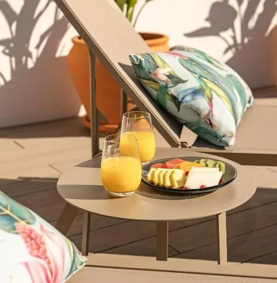 Hotelli Vincci Molviedro