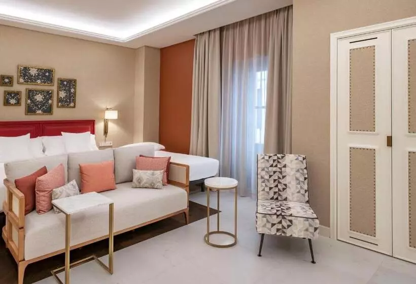 Hotelli Vincci Molviedro