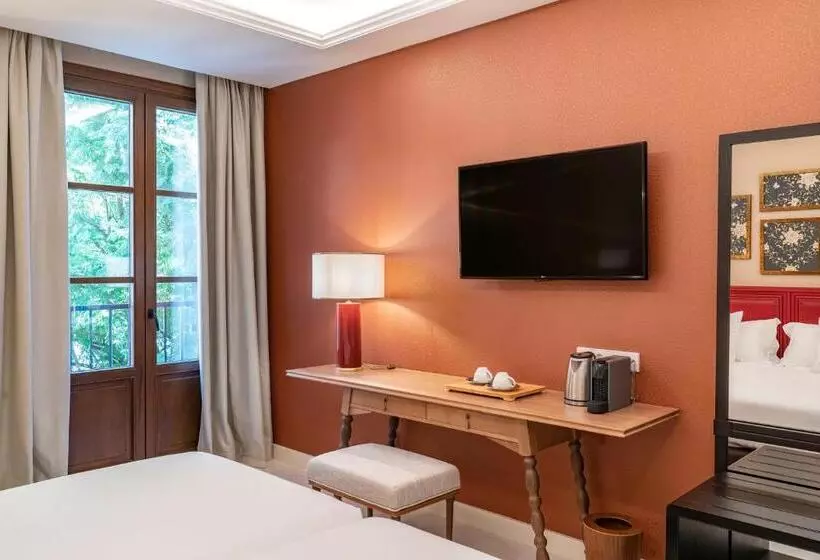 Hotelli Vincci Molviedro