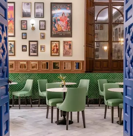 Hotelli Vincci Molviedro