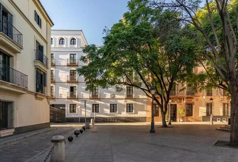 Hotelli Vincci Molviedro