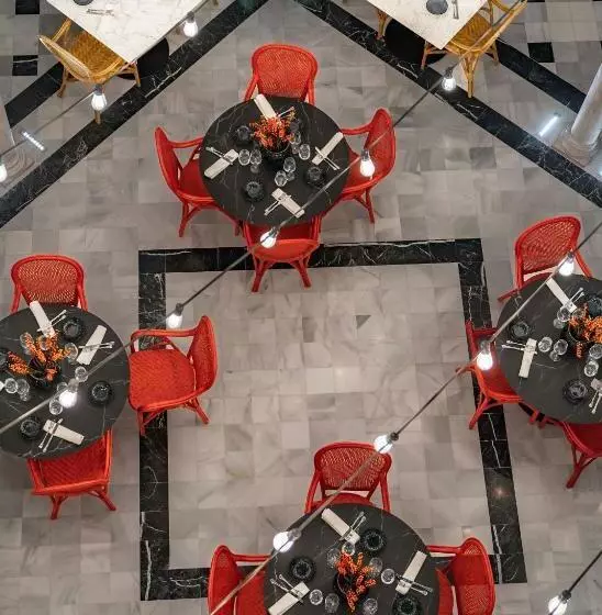 Hotelli Vincci Molviedro