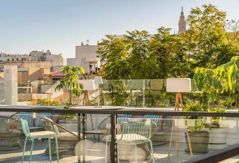 Hotelli Vincci Molviedro