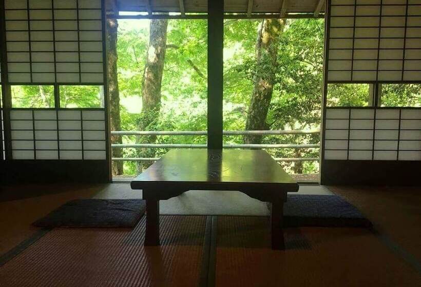 Hotel Woodland Bothy