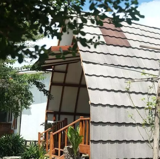 Raffles Inn Labuan Bajo