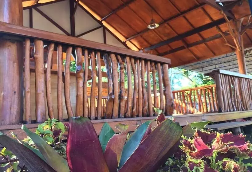 Raffles Inn Labuan Bajo