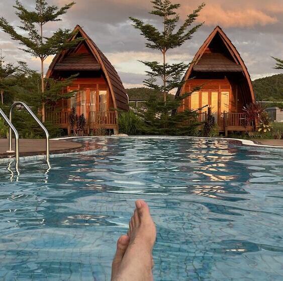 Raffles Inn Labuan Bajo