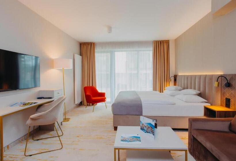 Five Seasons Szklarska Poręba